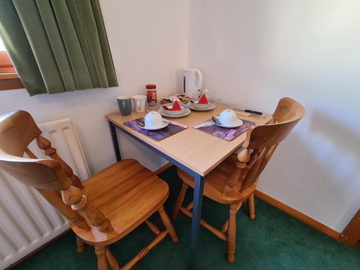 Kenmore Bed And Breakfast Portree Esterno foto