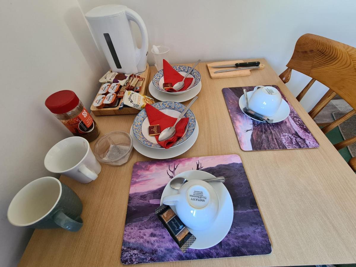 Kenmore Bed And Breakfast Portree Esterno foto