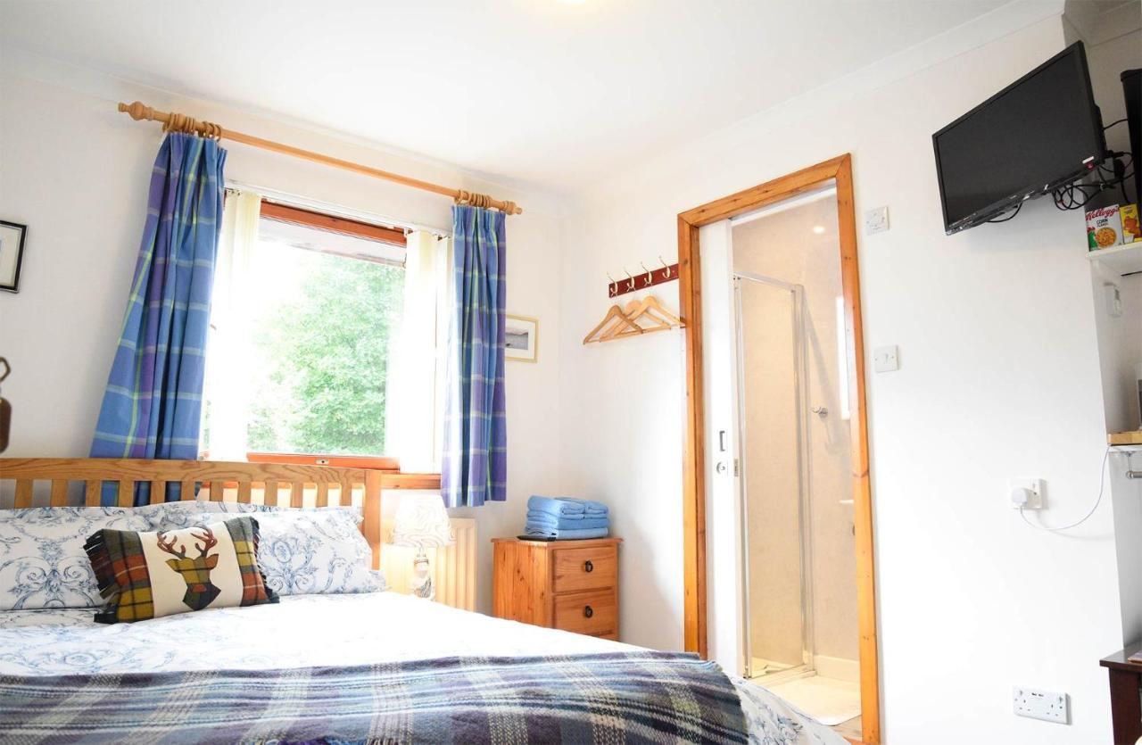 Kenmore Bed And Breakfast Portree Esterno foto
